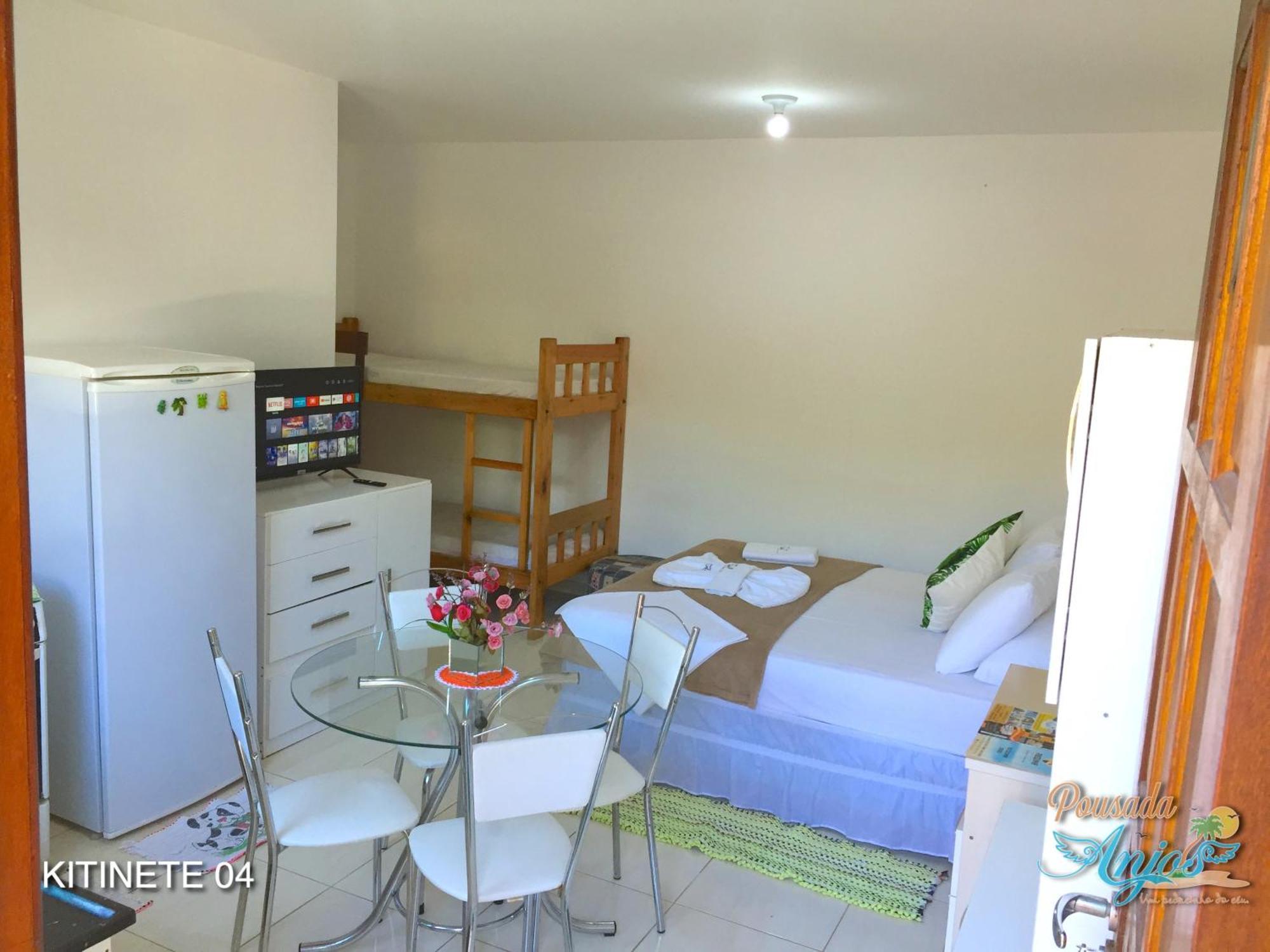 Pousada Anjos - A 2 Quadras Do Mar Bed & Breakfast มาติญอส ภายนอก รูปภาพ